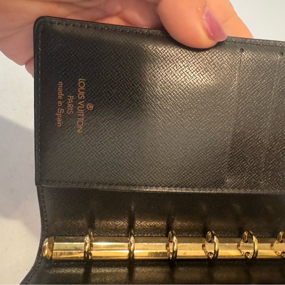 Louis Vuitton Vibrant Blue Epi Agenda - Picture 8 of 11